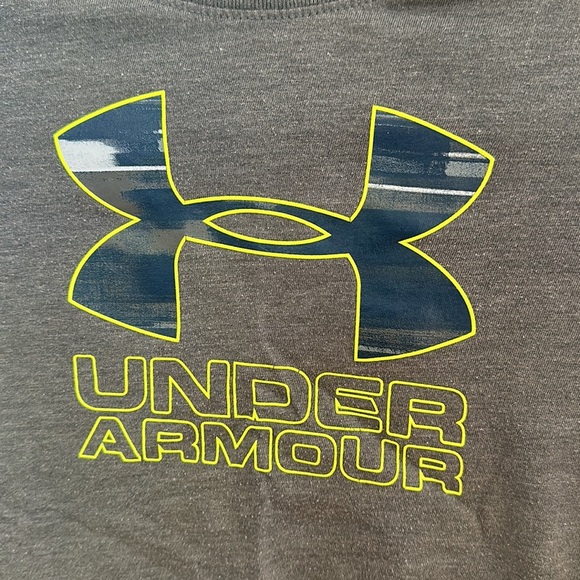 UNDER ARMOR boys size 6 shirt - Picture 2 of 4